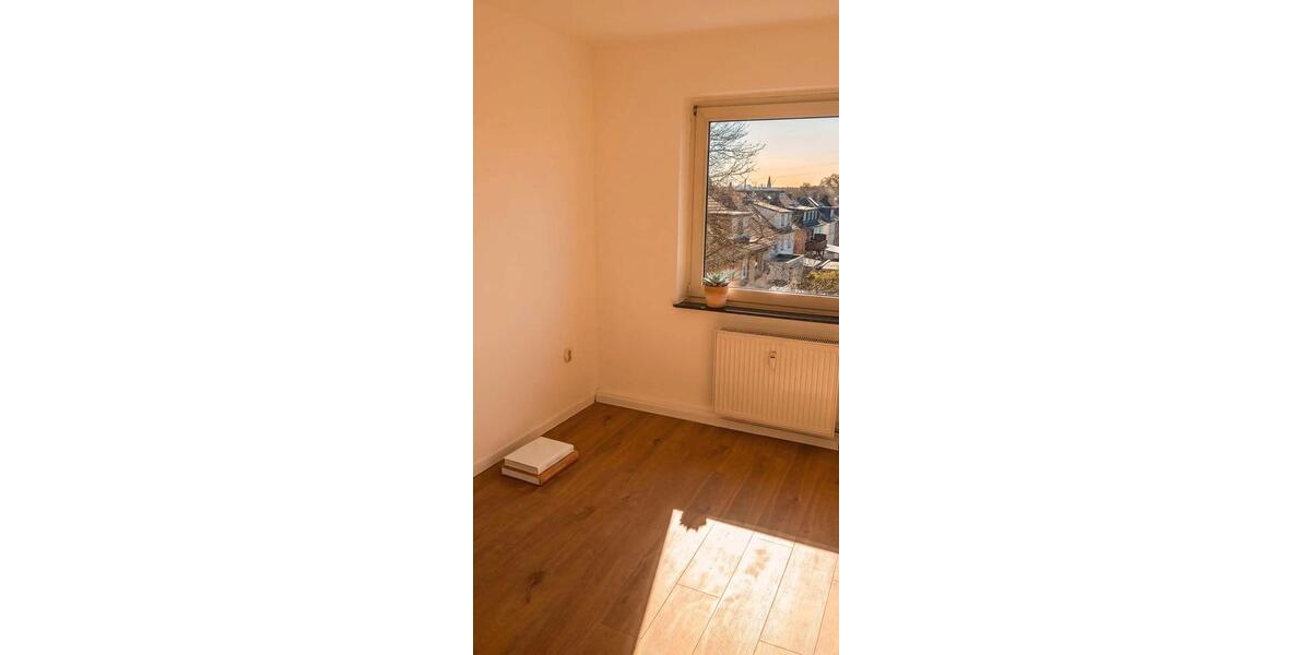 Etagenwohnung Gelsenkirchen Ückendorf - 4 Zimmer, 75 m&sup2;, 562&euro; | Angebot:26271024