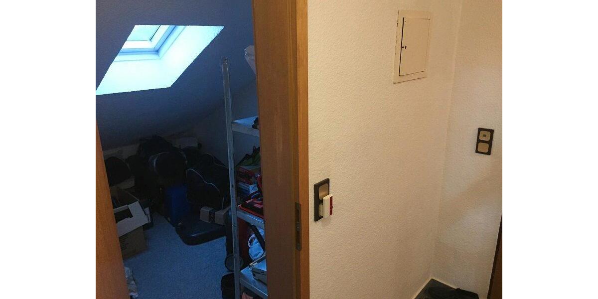 Dachgeschoßwohnung Bochum Querenburg - 3 Zimmer, 40 m&sup2;, 119.000&euro; | Angebot:26409308