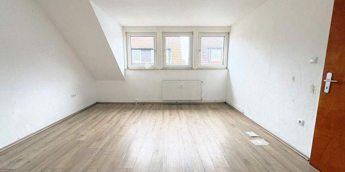 Etagenwohnung Gelsenkirchen Neustadt - 3 Zimmer, 80 m&sup2;, 490&euro; | Angebot:25679212