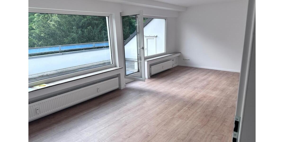 Dachgeschoßwohnung Hagen Hagen-Nord - 2.5 Zimmer, 86 m&sup2;, 1.400&euro; | Angebot:26358122