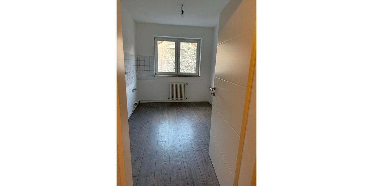 Etagenwohnung Hagen Hagen-Mitte - 3 Zimmer, 94 m&sup2;, 760&euro; | Angebot:26403745