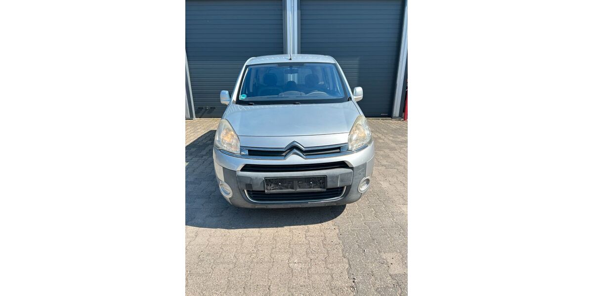 Citroen Berlingo 129.690 km 2.999 &euro; Duisburg 47239