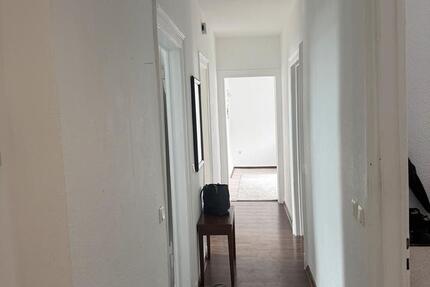 Wohnung Remscheid Lüttringhausen - 4 Zimmer, 72 m&sup2;, 860&euro; | Angebot:26120902