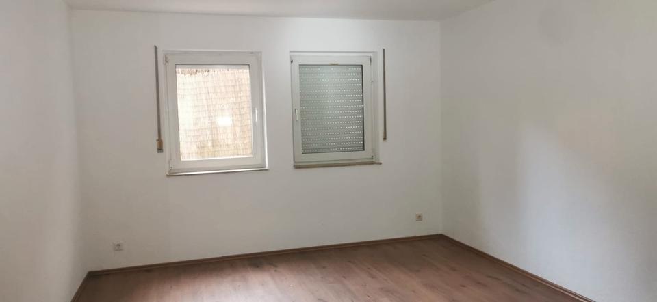 Hochparterre Radevormwald - 3 Zimmer, 86 m&sup2;, 800&euro; | Angebot:26150911