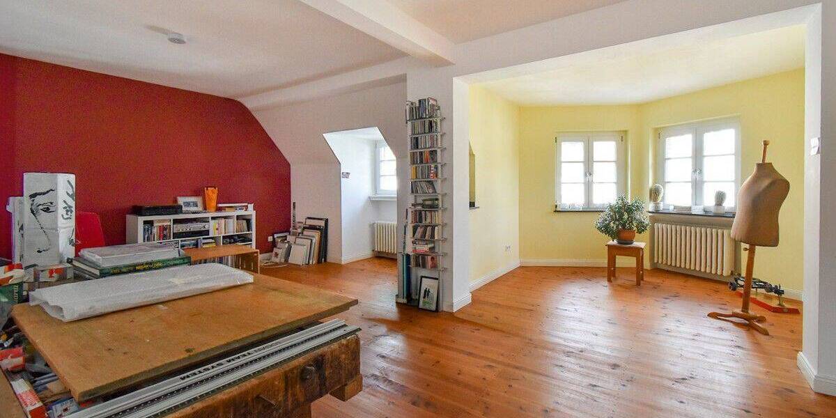 Reihenendhaus Duisburg Duissern - 9 Zimmer, 342 m&sup2;, 1.365.000&euro; | Angebot:26851078