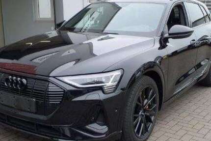 Audi e-tron 35.425 km 30.990 &euro; Duisburg 47178