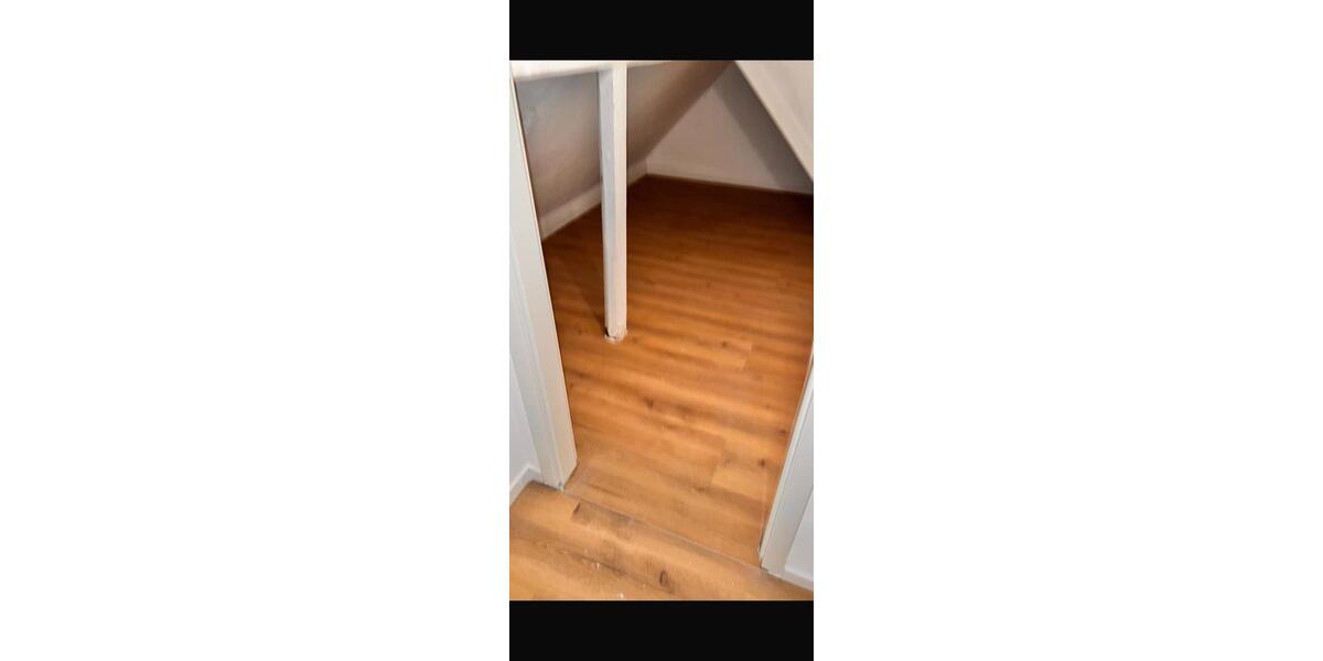 Erdgeschoßwohnung Bochum Altenbochum - 4 Zimmer, 120 m&sup2;, 1.600&euro; | Angebot:26254951