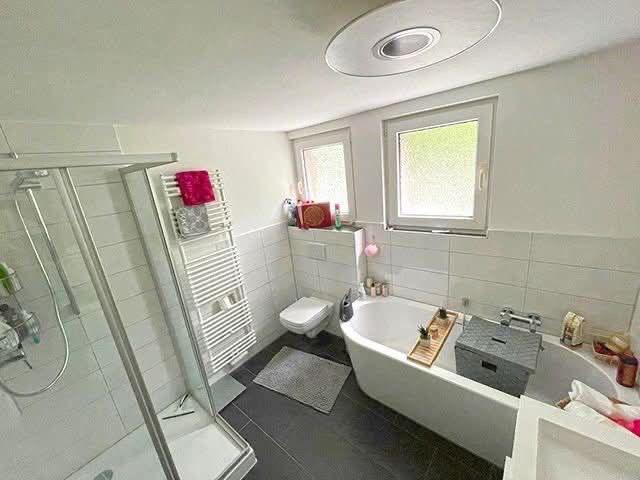 Etagenwohnung Solingen - 3 Zimmer, 75 m&sup2;, 175.000&euro; | Angebot:26387031