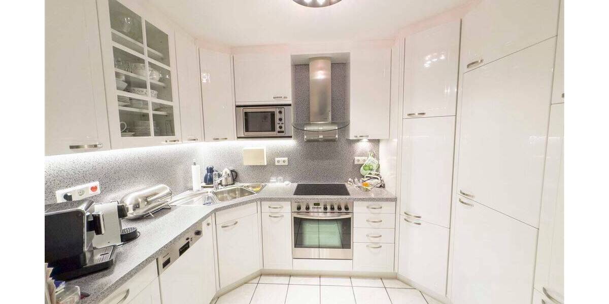 Etagenwohnung Dortmund Schanze - 4 Zimmer, 134 m&sup2;, 1.650&euro; | Angebot:26862648