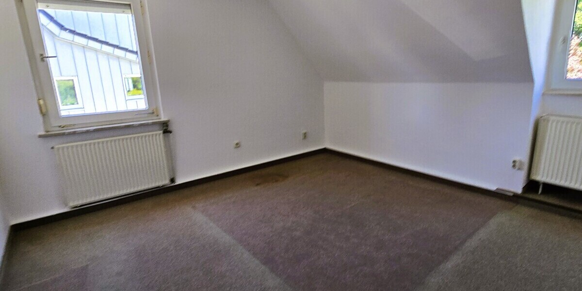 Doppelhaushälfte mit großem Grundstück und Bauplatz - Doppelhaushälfte Mettmann | Angebot:26820953