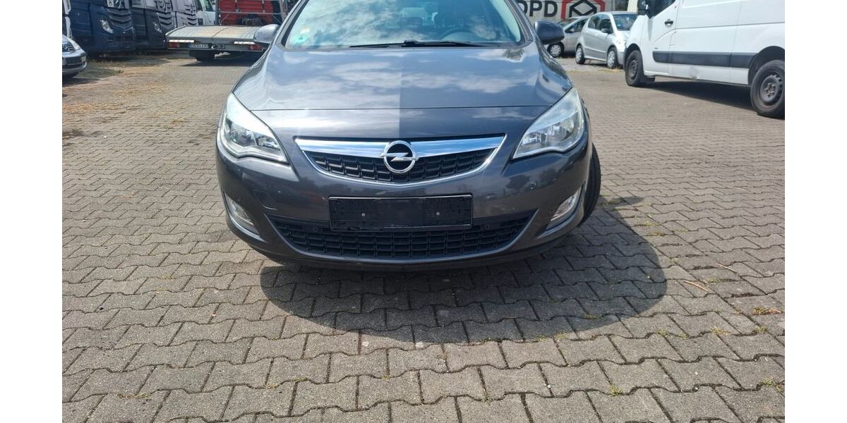 Opel Astra 145.000 km 3.600 &euro; Essen 45356