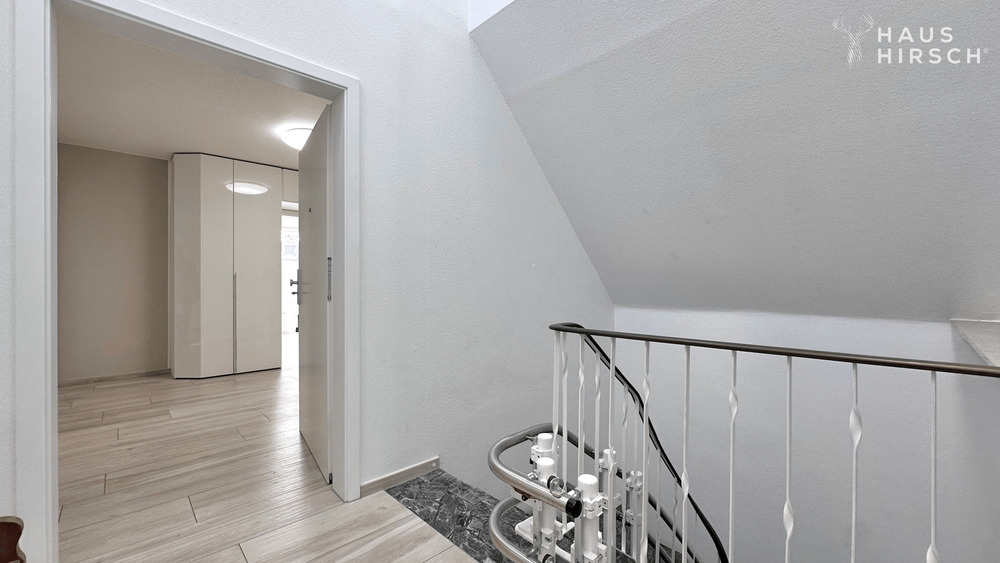 Etagenwohnung Ratingen West - 2 Zimmer, 117 m&sup2;, 1.530&euro; | Angebot:25724943