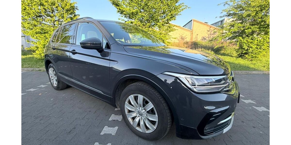 VW Tiguan 93.500 km 22.990 &euro; Dortmund 44139