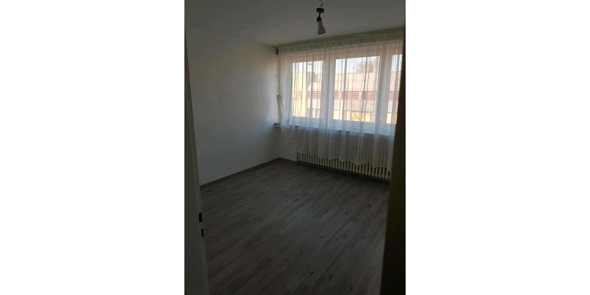 Etagenwohnung Solingen Wald - 3 Zimmer, 83 m&sup2;, 800&euro; | Angebot:26335365