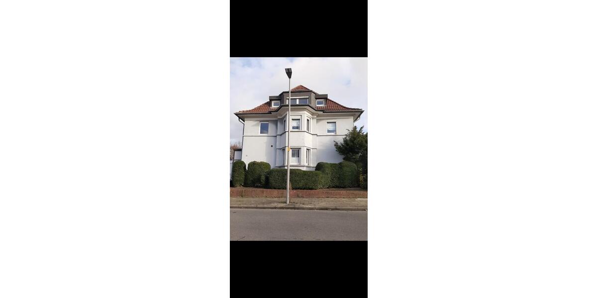Erdgeschoßwohnung Bochum Höntrop - 3.5 Zimmer, 133 m&sup2;, 1.350&euro; | Angebot:26122154