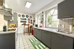 Einfamilienhaus Gladbeck Mitte - 9 Zimmer, 307 m&sup2;, 930.000&euro; | Angebot:25670854