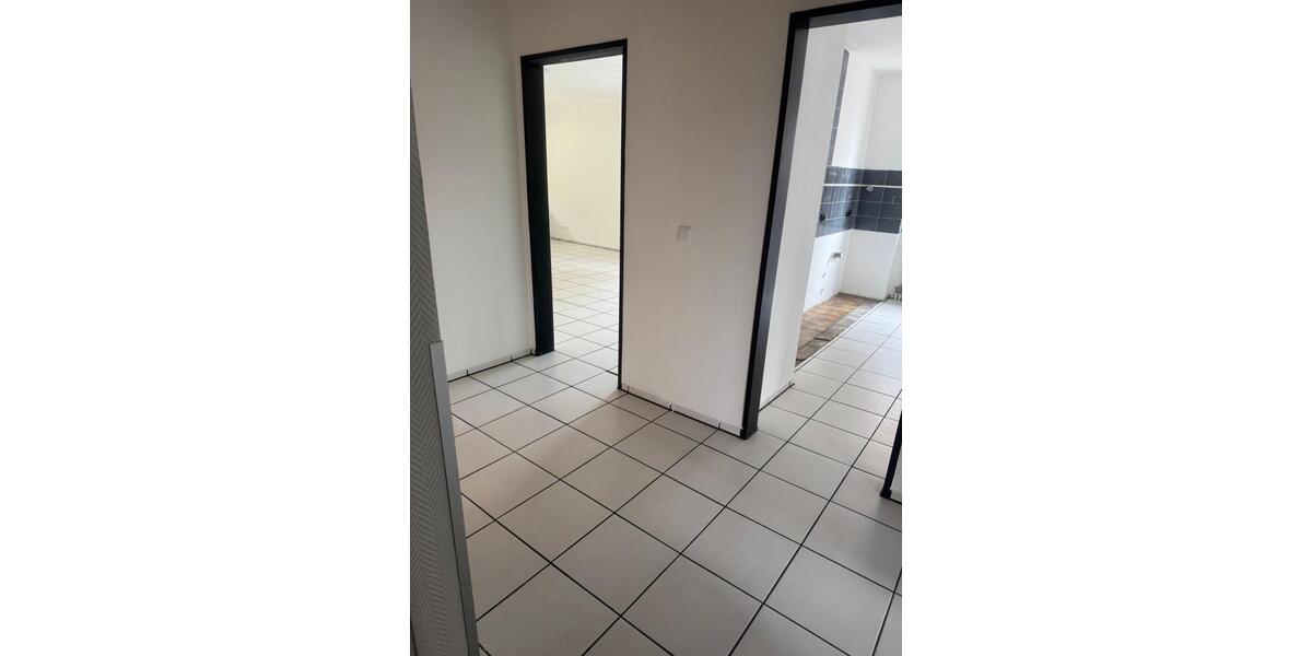 Etagenwohnung Hagen Hohenlimburg - 3 Zimmer, 84 m&sup2;, 850&euro; | Angebot:26317724