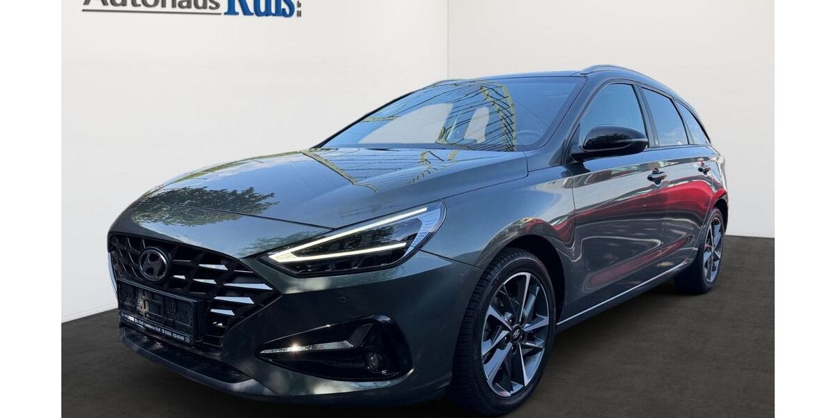 Hyundai i30 36.749 km 17.990 &euro; Oberhausen 46049