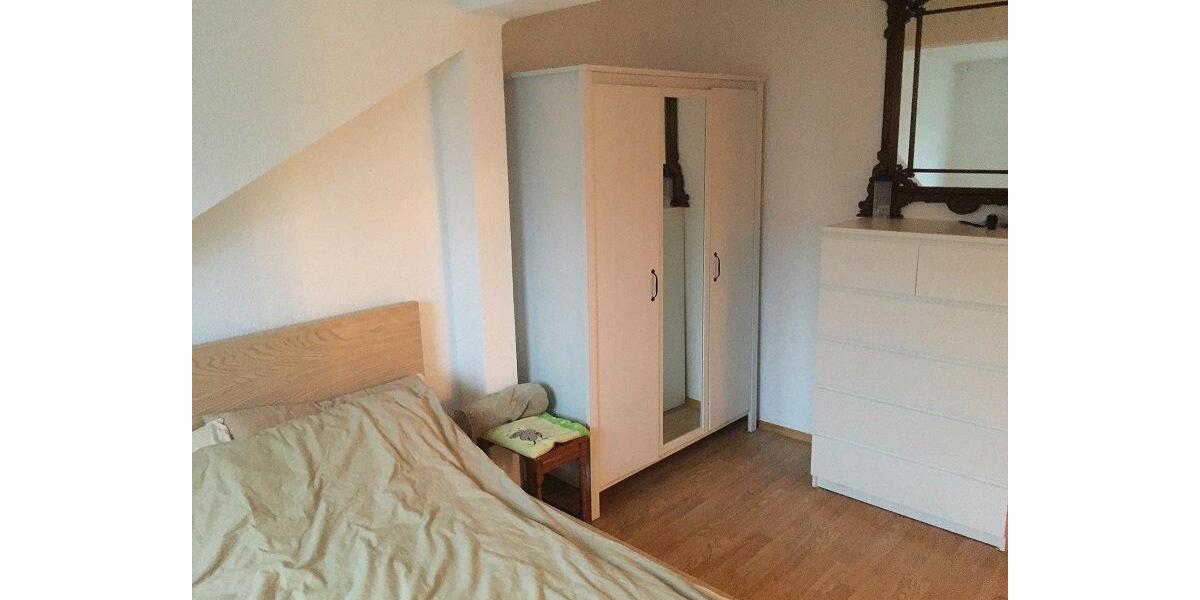 Dachgeschoßwohnung Bochum Querenburg - 3 Zimmer, 40 m&sup2;, 119.000&euro; | Angebot:26409308