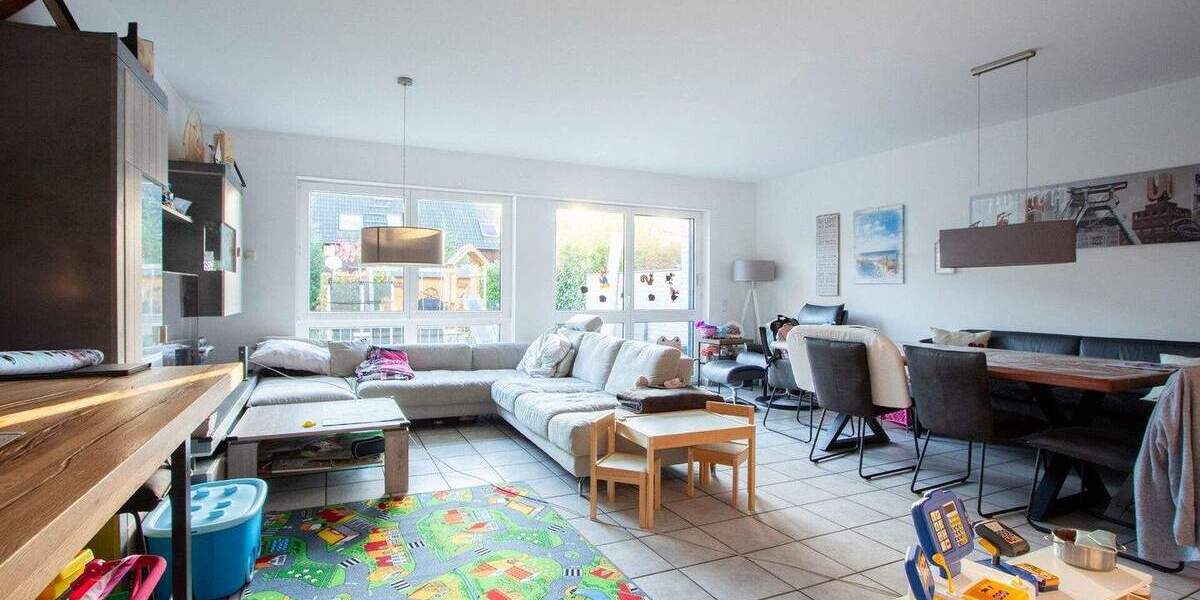 Reihenmittelhaus Bottrop Eigen - 4 Zimmer, 142 m&sup2;, 399.000&euro; | Angebot:25707079