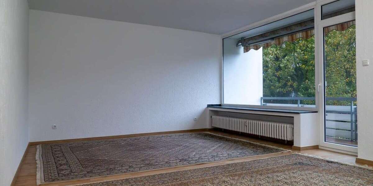Etagenwohnung Duisburg Mittelmeiderich - 4 Zimmer, 91 m&sup2;, 728&euro; | Angebot:27135369