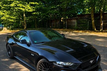 Ford Mustang 69.821 km 37.700 &euro; Dortmund 44149