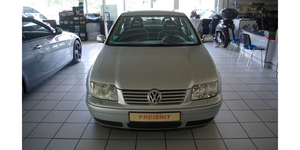 VW Bora 142.000 km 2.880 &euro; Bottrop 46242