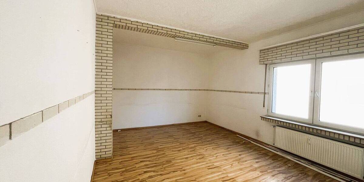 Etagenwohnung Mülheim an der Ruhr Styrum - 5 Zimmer, 111 m&sup2;, 170.000&euro; | Angebot:25747664