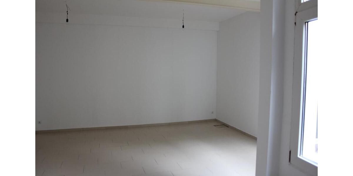 Erdgeschoßwohnung Remscheid Gemarkung Bergisch Born - 1 Zimmer, 43 m&sup2;, 350&euro; | Angebot:26376128