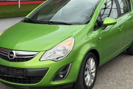 Opel Corsa 126.000 km 2.950 &euro; Essen 45329