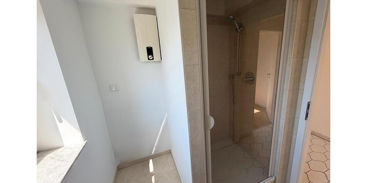 Dachgeschoßwohnung Bottrop - 3 Zimmer, 60 m&sup2;, 600&euro; | Angebot:26367454