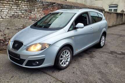 Seat Altea 206.700 km 2.220 &euro; Oberhausen 46049