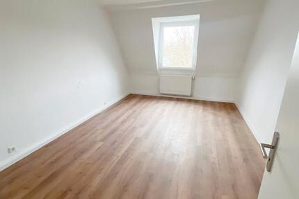 Wohnung Dortmund Innenstadt Nord - 3.5 Zimmer, 75 m&sup2;, 800&euro; | Angebot:26136379