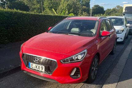 Hyundai i30 54.500 km 10.490 &euro; Essen 45326