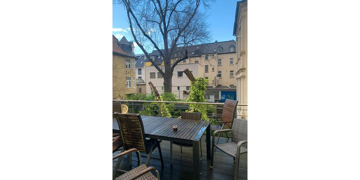 Etagenwohnung Essen Stadtbezirk VII - 4 Zimmer, 125 m&sup2;, 1.500&euro; | Angebot:26232623