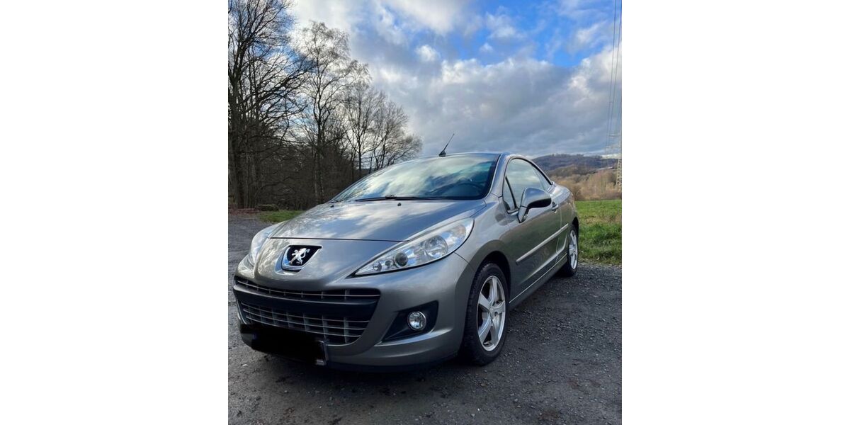 Peugeot 207 161.000 km 3.200 &euro; Oberhausen 46049