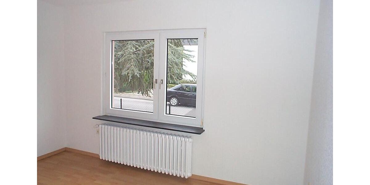 Erdgeschoßwohnung Ratingen - 3 Zimmer, 77 m&sup2;, 900&euro; | Angebot:26372652