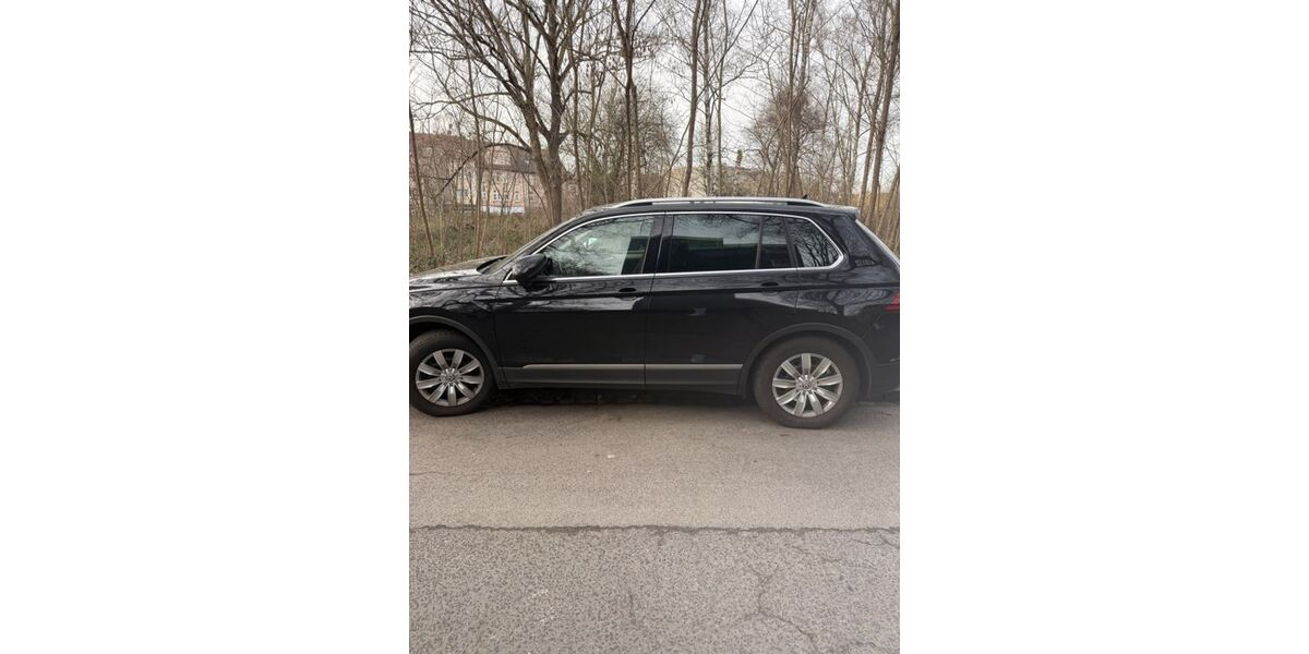 VW Tiguan 115.000 km 18.000 &euro; Duisburg 47167