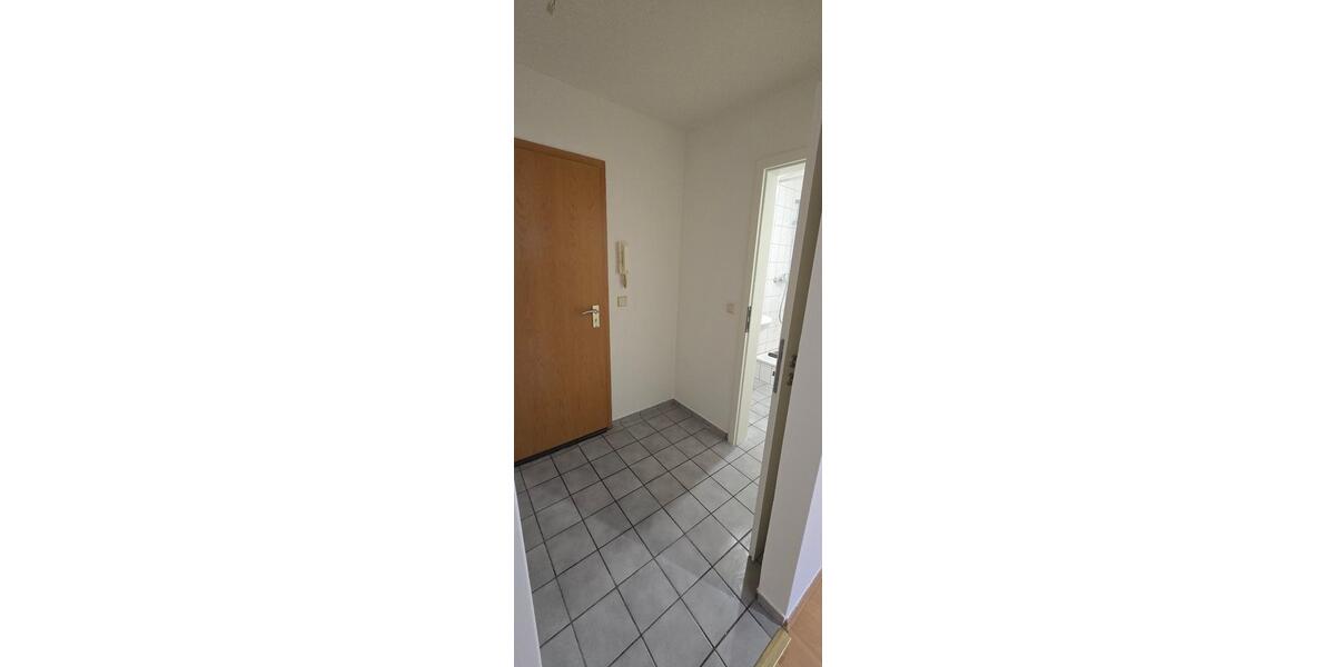 Etagenwohnung Wuppertal Gemarkung Langerfeld - 1 Zimmer, 27 m&sup2;, 330&euro; | Angebot:26130710