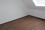Dachgeschoßwohnung Herne Wanne - 2 Zimmer, 410 m&sup2;, 410&euro; | Angebot:24614886