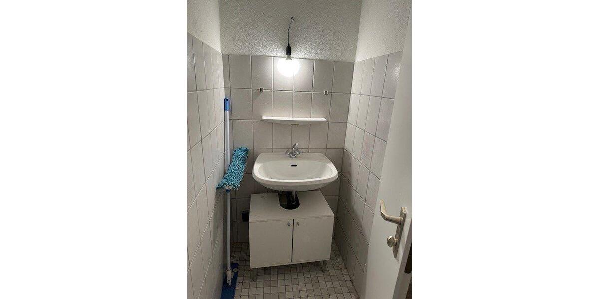Erdgeschoßwohnung Wuppertal Gemarkung Nächstebreck - 4 Zimmer, 107 m&sup2;, 800&euro; | Angebot:26192314