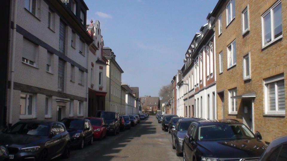 Dachgeschoßwohnung Oberhausen - 3 Zimmer, 70 m&sup2;, 117.000&euro; | Angebot:26945409