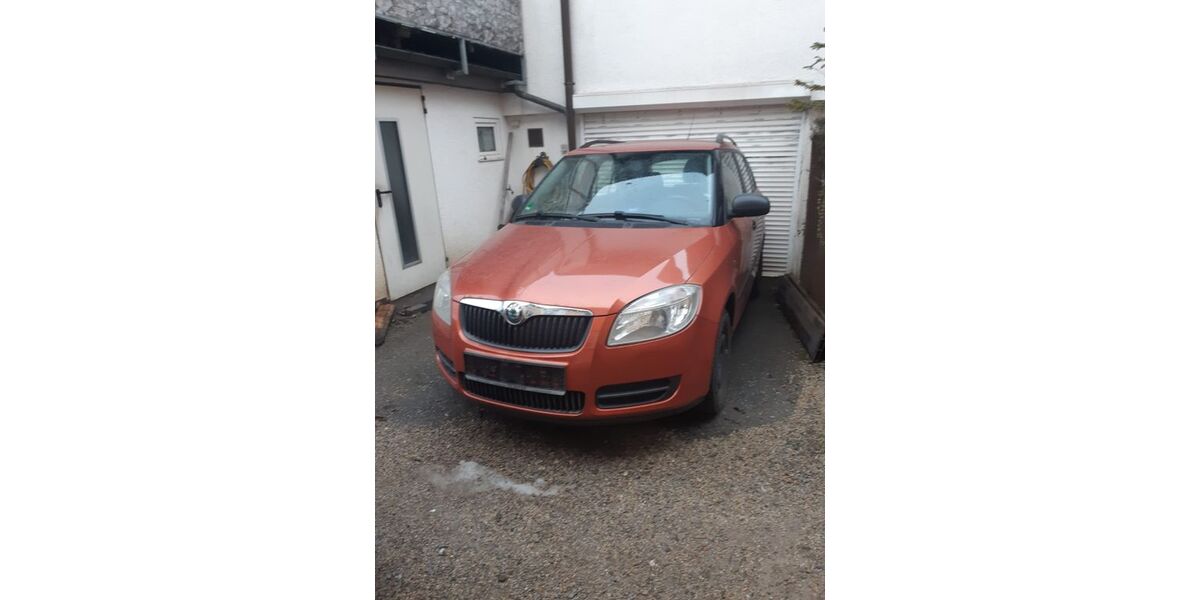 Skoda Fabia 143.200 km 3.550 &euro; Hagen 58091