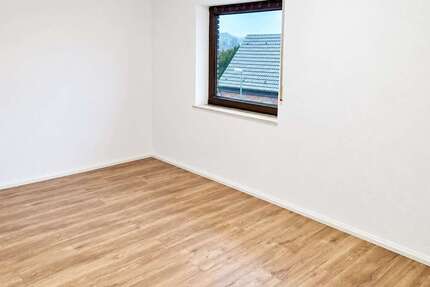 Wohnung bottrop Ebel - 7 Zimmer, 188 m&sup2;, 1.800&euro; | Angebot:26916321