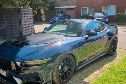 Ford Mustang 19.600 km 58.500 &euro; Marl 45768