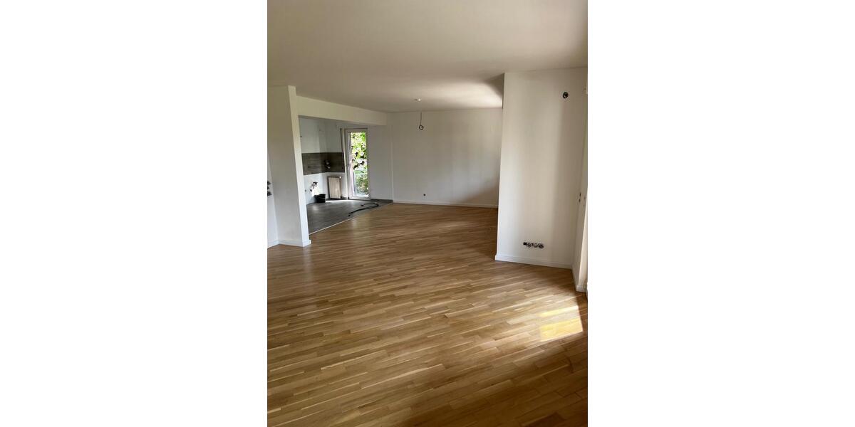 Erdgeschoßwohnung Wuppertal Gemarkung Nächstebreck - 2 Zimmer, 98 m&sup2;, 870&euro; | Angebot:26126068