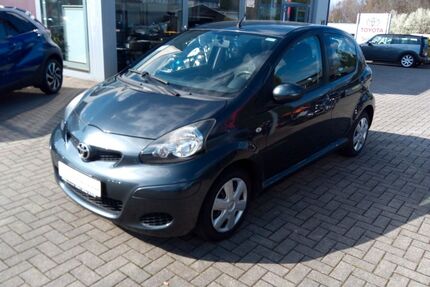 Toyota Aygo (X) 116.000 km 1.500 &euro; Ratingen 40882