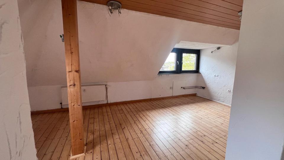 Dachgeschoßwohnung Castrop-Rauxel Rauxel - 2 Zimmer, 71 m&sup2;, 462&euro; | Angebot:26088156