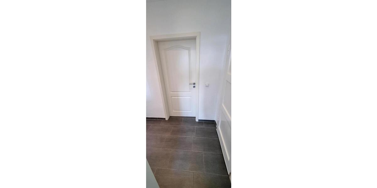 Dachgeschoßwohnung Essen Stadtbezirk V - 2.5 Zimmer, 75 m&sup2;, 940&euro; | Angebot:25304043