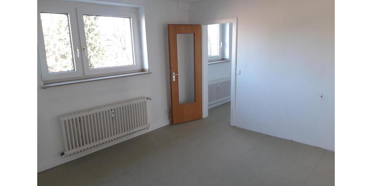 Erdgeschoßwohnung Gelsenkirchen Gelsenkirchen-Mitte - 3.5 Zimmer, 52 m&sup2;, 325&euro; | Angebot:26329868